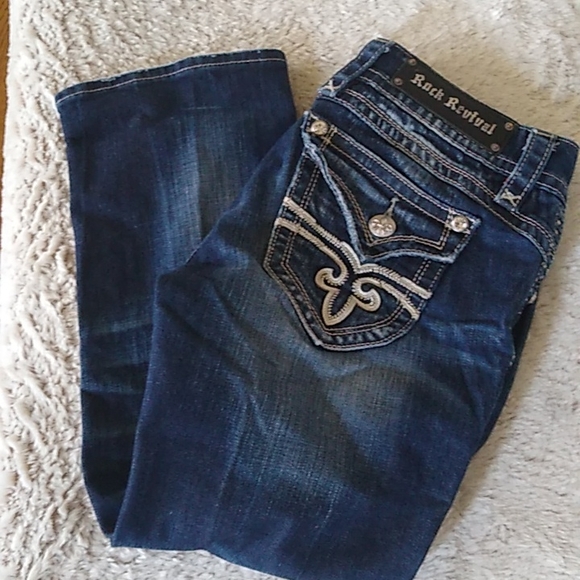 Rock Revival Gwen Capri Jeans - Picture 13 of 16